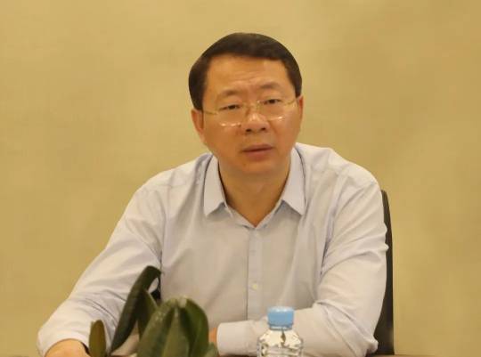 爱游戏(ayx)中国官方网站参加省发改委党组书记、主任张和平赴省创投调研座谈会