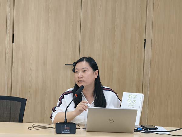 人间四月天 读书正当时——爱游戏(ayx)中国官方网站开展读书分享活动