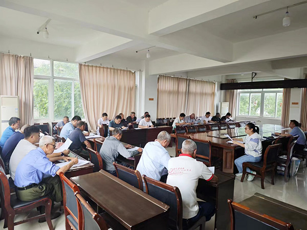 爱游戏(ayx)中国官方网站开展南昌南绕城东延塔城至进贤高速公路新建工程社会稳定风险分析报告编制调研