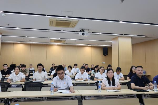 爱游戏(ayx)中国官方网站开展党的二十届三中全会精神解读专题党课